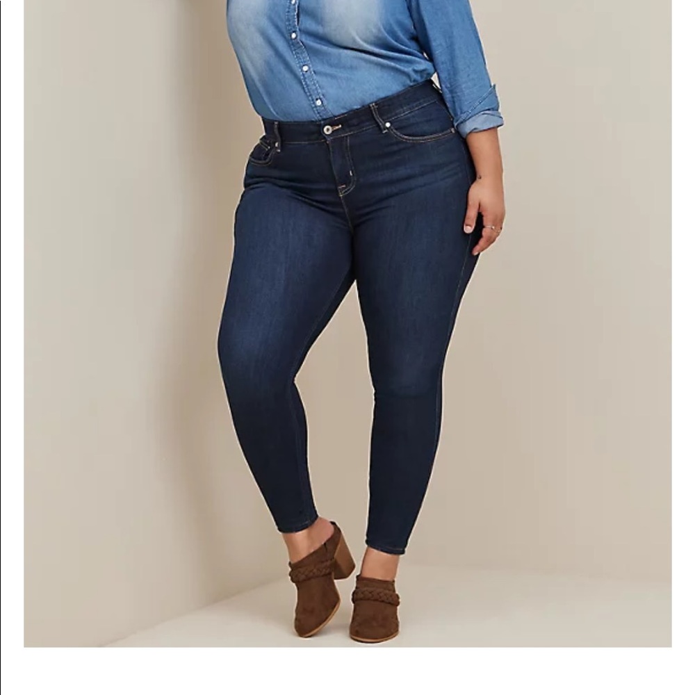 Bombshell skinny jeans size 10 extra short